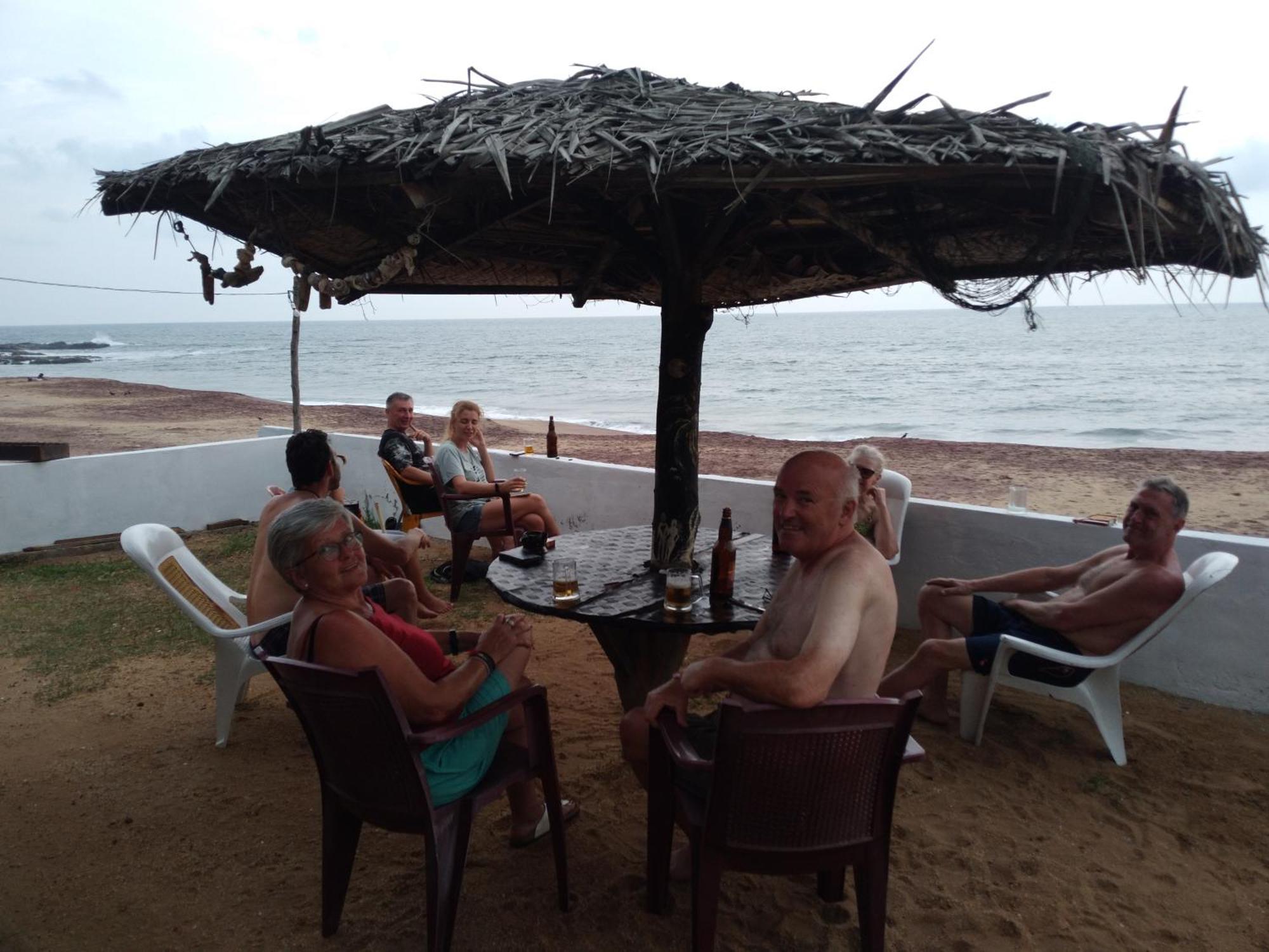 Happy Beach Cabana هامبانتوتا المظهر الخارجي الصورة
